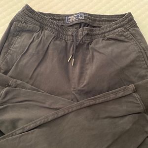 Abercrombie & Fitch mens kahki joggers size small, black